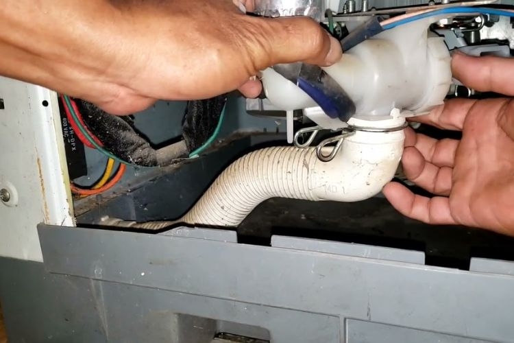 Máy giặt LG bị rò điện